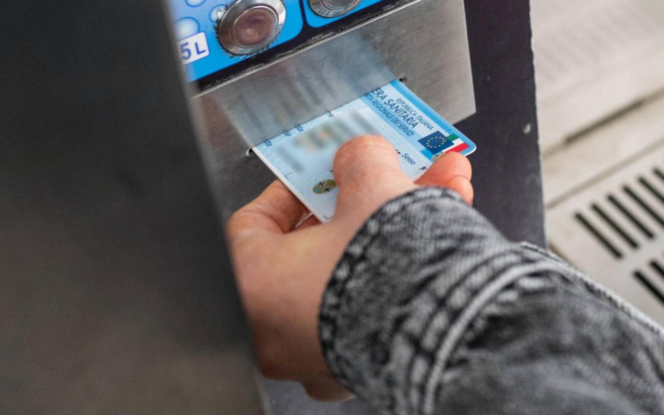 Nuova tessera sanitaria senza chip in arrivo, ecco come funzionerà Sky TG24